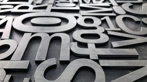 Typografia – co to jest? Zasady, rodzaje i rola typografii w komunikacji wizualnej